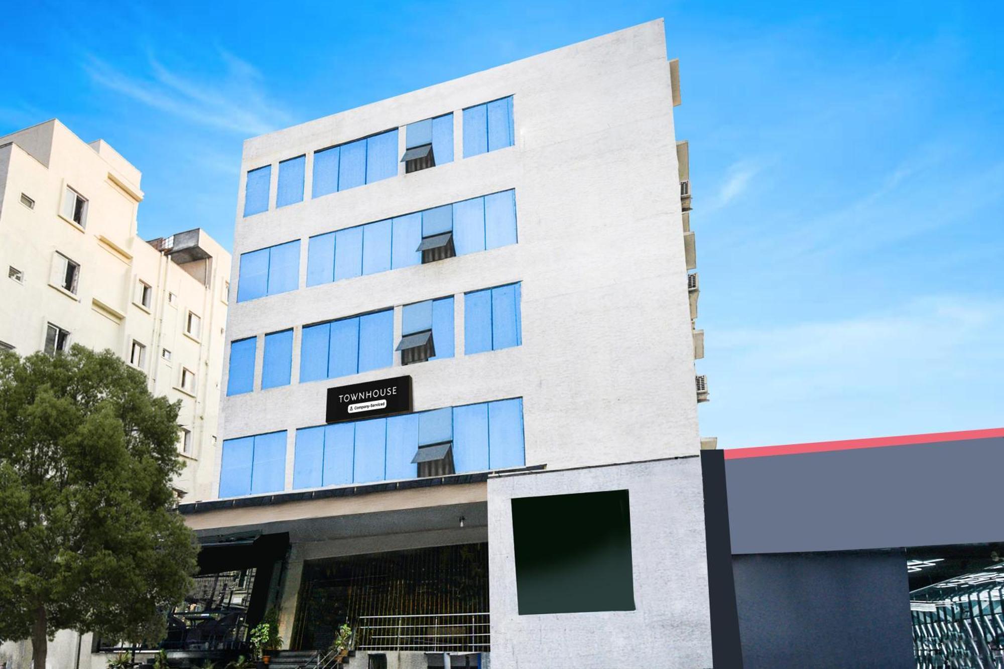 Super Townhouse Madhapur 100 Feet Road Formerly Jkc Grand 하이데라바드 외부 사진
